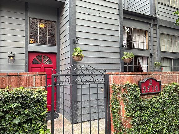 5th image of 5715 Topanga Canyon Blvd APT 2