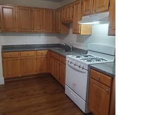 9 Victory Rd APT 17, Dorchester, MA 02122
