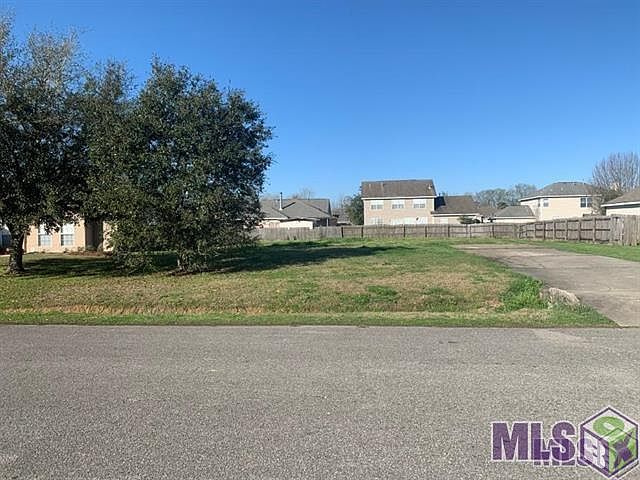 1st image of 17347 W Autumn Dr Lot 50