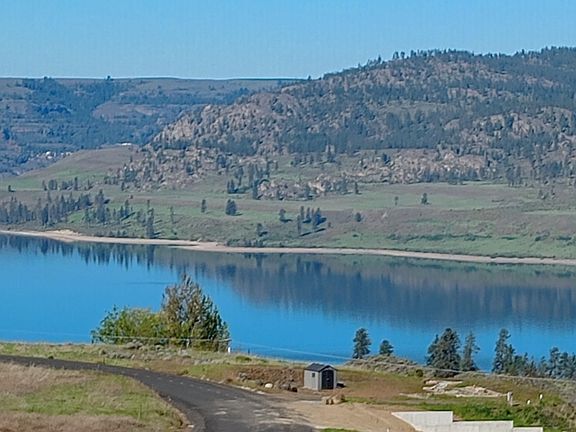 4th image of 41000 Scenic Dr N