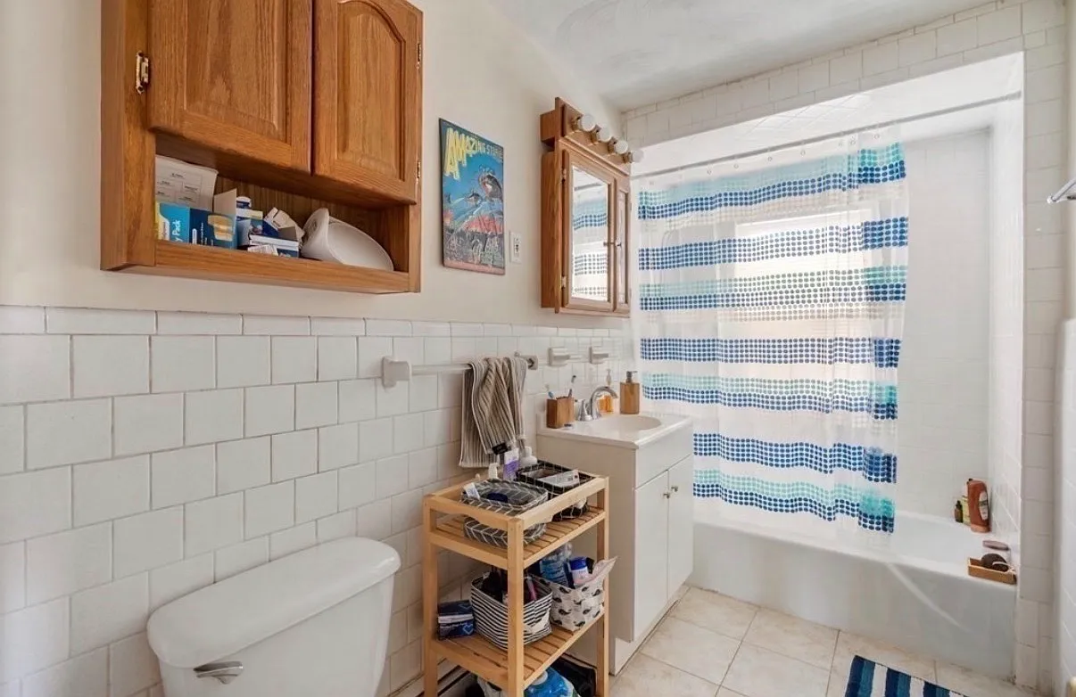 2 bed, 800 sqft, $3,000 — Photo 3