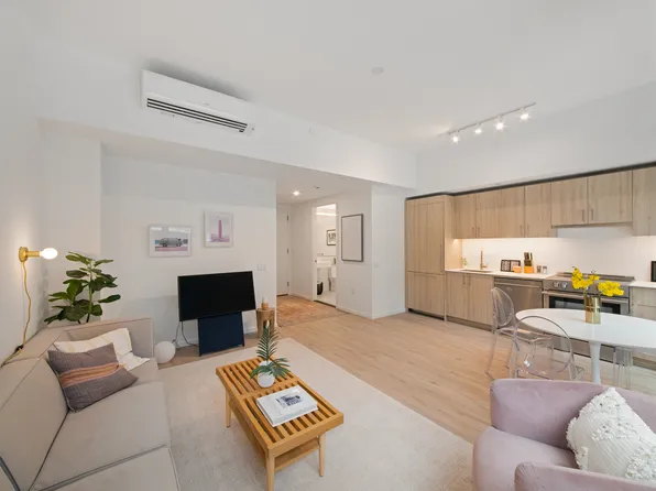 12 Halsey Street image 1 of 8