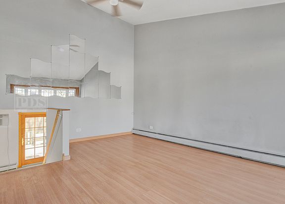 3rd image of 8807 Robin Dr