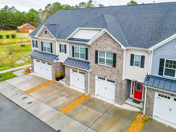 4772 Kilby Dr, Virginia Beach, VA 23456