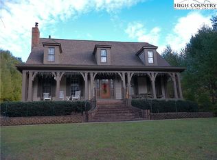 154 Hidden Mountain Ln, Crumpler, NC 28617