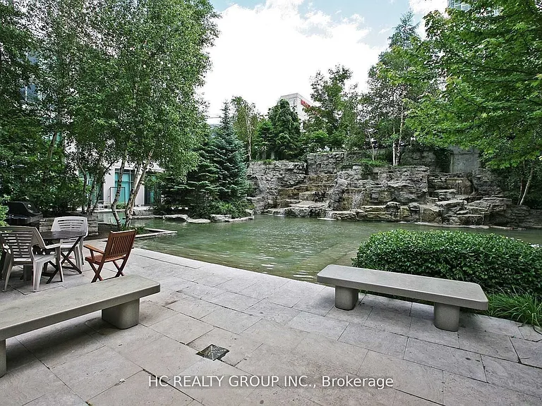 361 Front St W #1207 — Photo 30