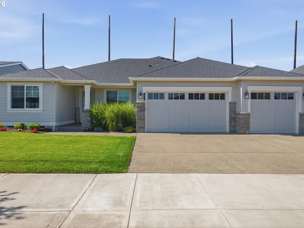 6302 SE McInnis St, Hillsboro, OR 97123