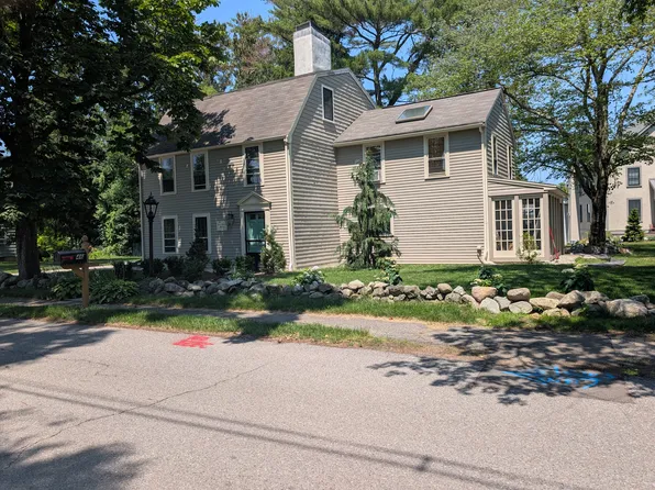 46 Hammond St, Rowley, MA 01969