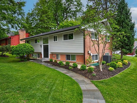 3rd image of 6501 Bannockburn Dr