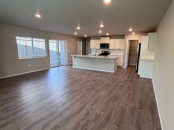 2nd image of 3560 Hoffman Hill Blvd