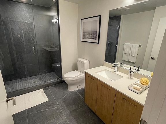 5th image of 285 NW 30th St #2213