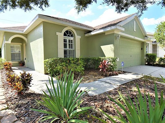 3rd image of 3013 Banyan Hill Ln