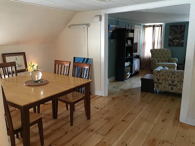 2 bed, 1300 sqft, $1,950 — Photo 4