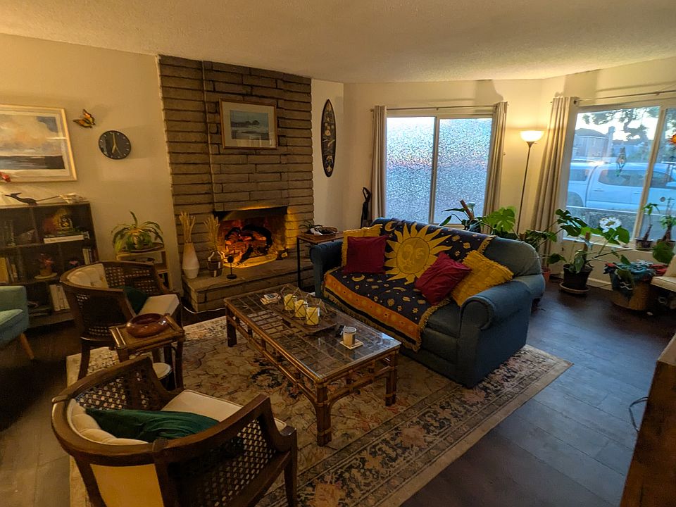 Large living room with gas fire place