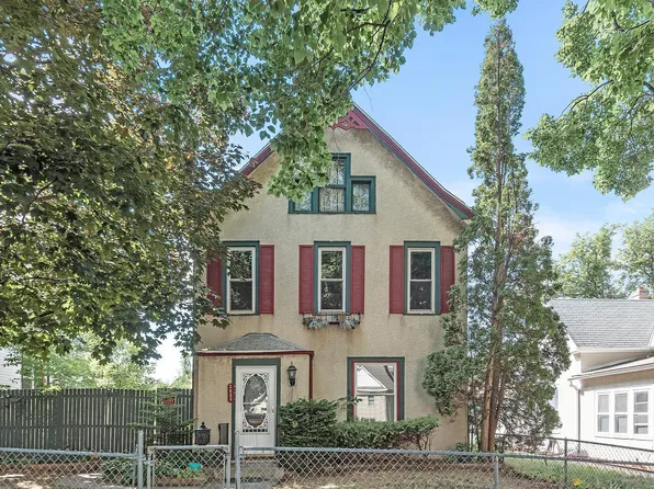 2415 Ilion Ave N, Minneapolis, MN 55411