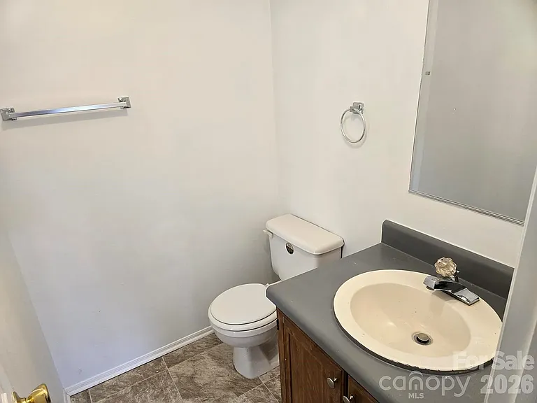 1718 Measmer St — Photo 5