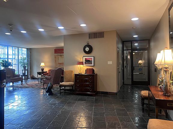 4th image of 475 N Highland St APT 3H