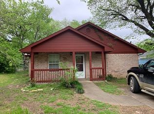 316 N Bradshaw St, Denton, TX 76209