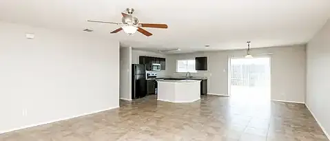 8320 Autumn Creek Trl — Photo 37
