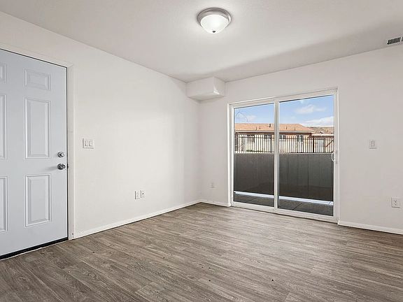 2nd image of 15 Gentry Way #301