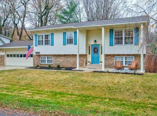 7400 Oaklawn Dr, Newburgh, IN