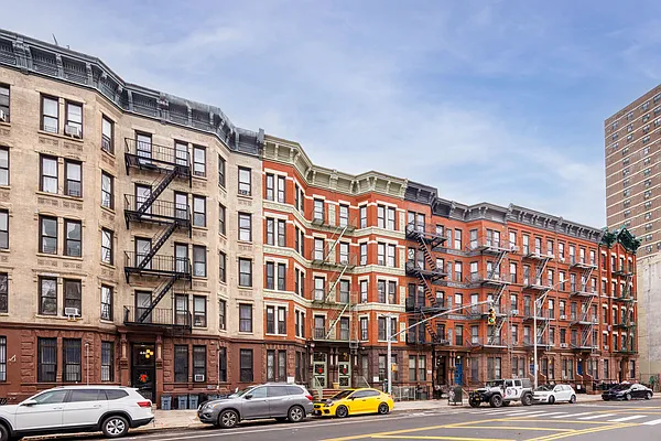 Rented by REAL New York | media 16