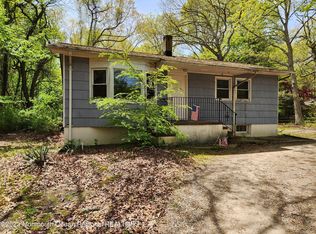 725 Green Valley Rd, Jackson, NJ 08527