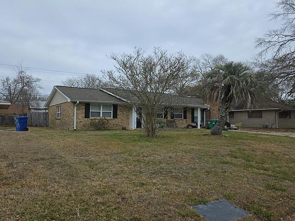 3rd image of 108 Dewald Ln