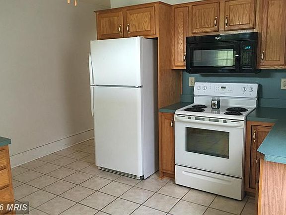 2nd image of 1337 Scotland Ave