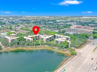 3450 Blue Lake Dr APT 302D, Pompano Beach, FL 33064