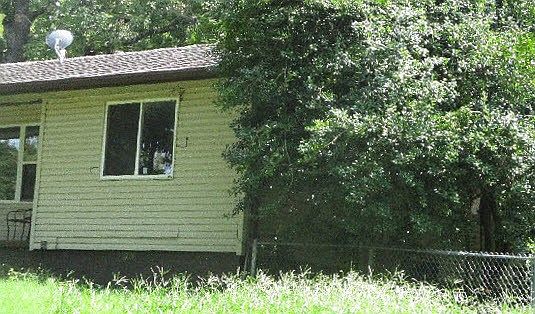 2nd image of 9862 E Willow St