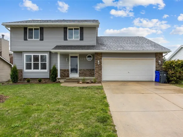 520 Peace Ave NW, Cedar Rapids, IA 52405