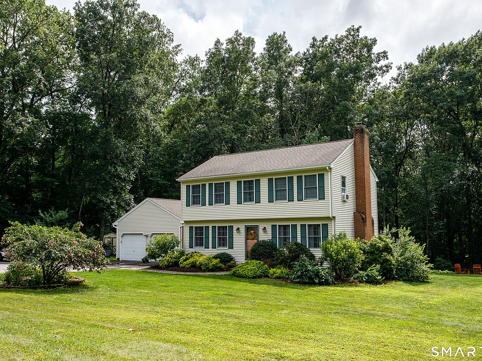 1st image of 34 Stanley Drive