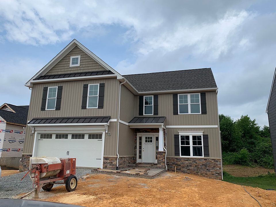1st image of 2441 Foxfield Ct