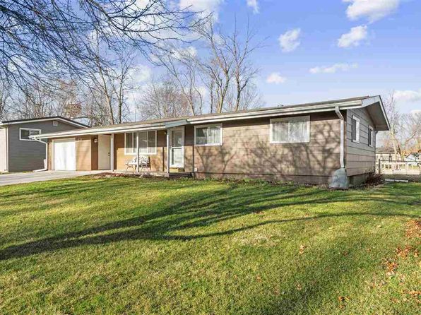 517 Kingston Dr, Solon, IA 52333
