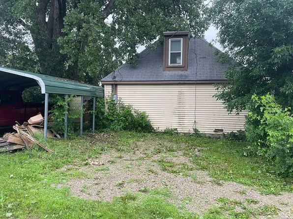 2528 Lake Ave, Britt, IA 50423