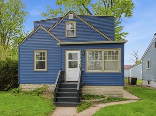 18409 Oakwood Ave, Lansing, IL 60438