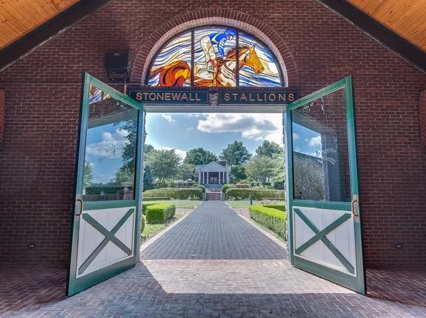 3204 Midway Rd, Versailles, KY 40383