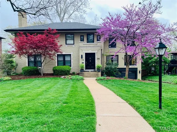 36 Crestwood Dr, Saint Louis, MO 63105