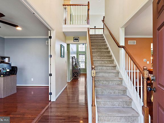 3rd image of 508 Boxwood Ct