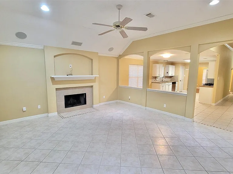 3702 Mystic Cir — Photo 10