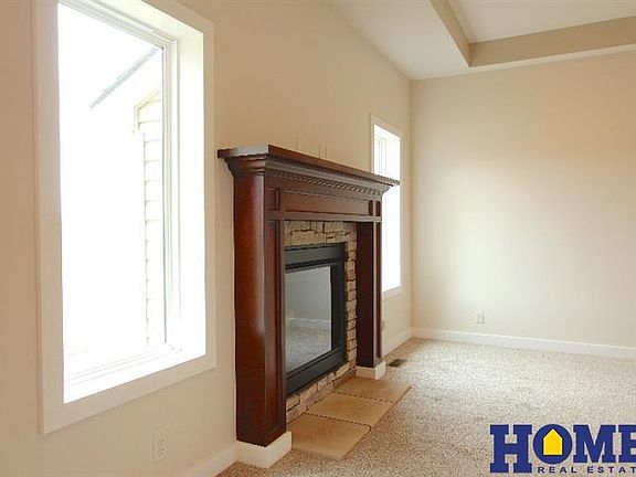 5th image of 2031 N 92nd St