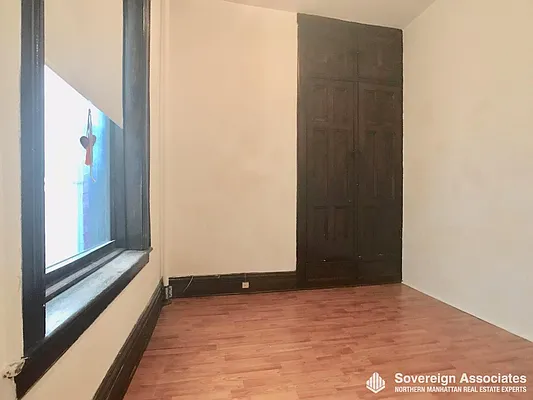 Rented by Sovereign Associates | media 18