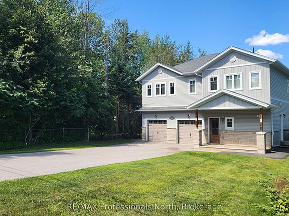 3rd image of 5 Greaves Ave