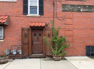 2460 Florian St #B, Hamtramck, MI 48212