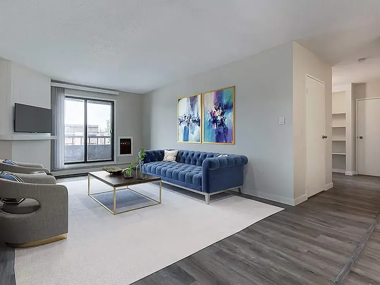3110A 33rd St W — Photo 2