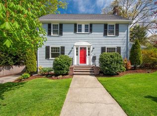 14 Chestnut St, Winchester, MA 01890