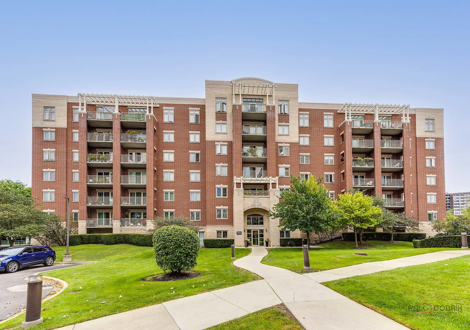 2 bed, 1350 sqft, $2,500 — Photo 1