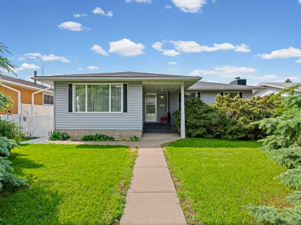 8323 142nd Ave NW, Edmonton, AB T5E 2G3