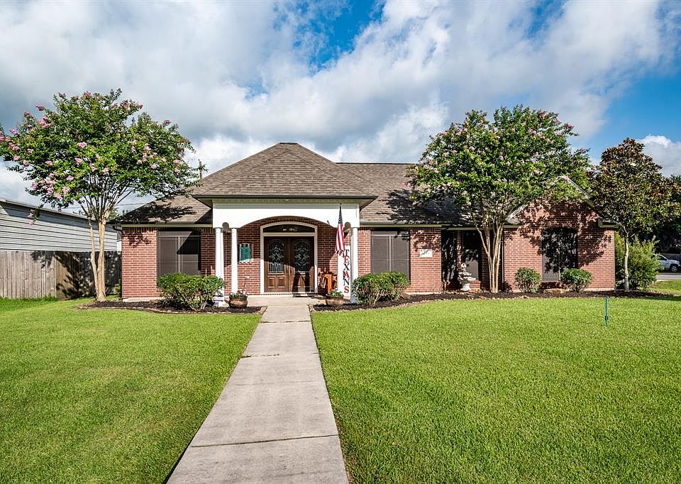 12323 E River Run Dr, Mont Belvieu, TX 77523 Zillow